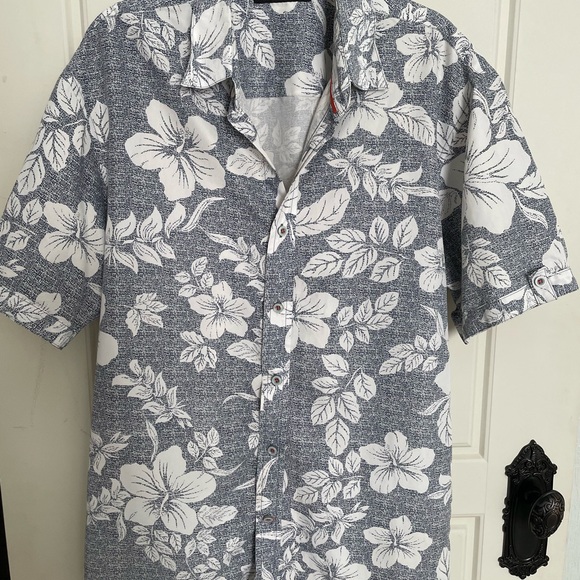 Saks Fifth Avenue Other - Mens XL Saks Fifth Avenue Navy & White Floral Short-Sleeve Button-Up Shirt